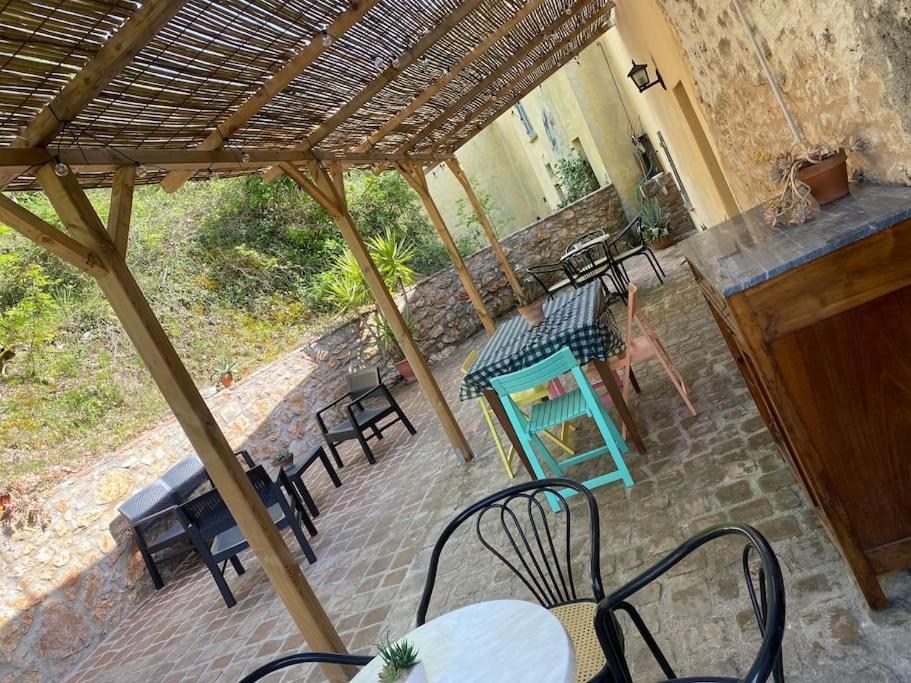 Casa Vacanze Fonte Del Menotre Foligno Eksteriør billede