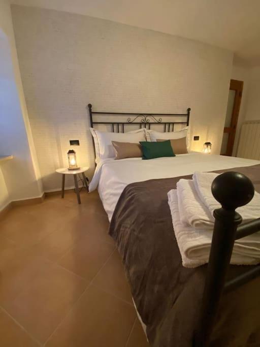 Casa Vacanze Fonte Del Menotre Foligno Eksteriør billede