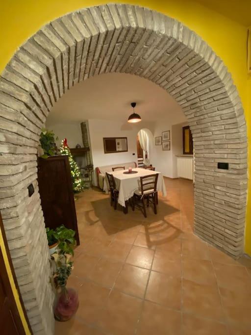 Casa Vacanze Fonte Del Menotre Foligno Eksteriør billede