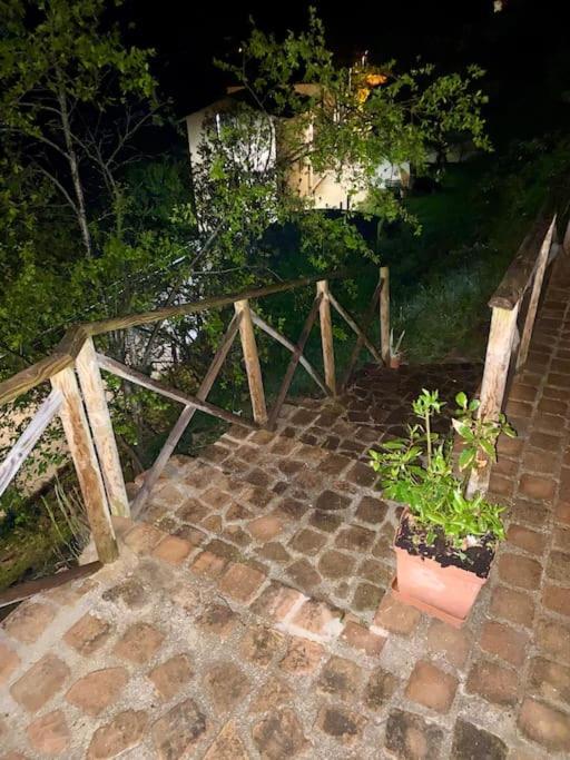 Casa Vacanze Fonte Del Menotre Foligno Eksteriør billede